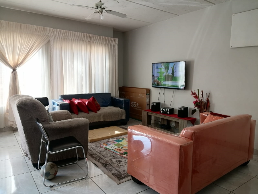 3 Bedroom Property for Sale in Waterval East North West